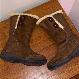 Brown weather/snow boots